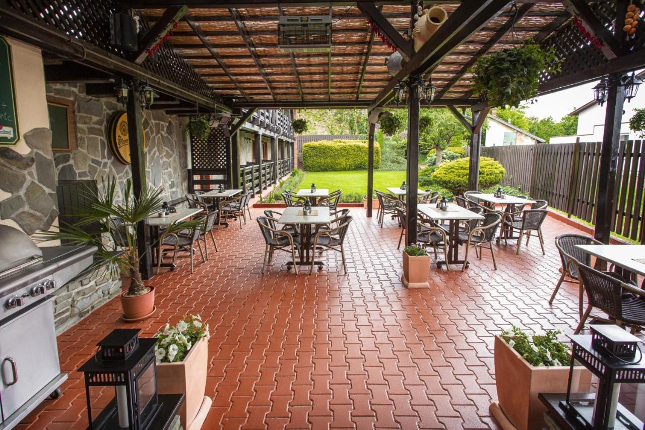 Hotel El Greco Rožnov pod Radhoštěm Exterior foto
